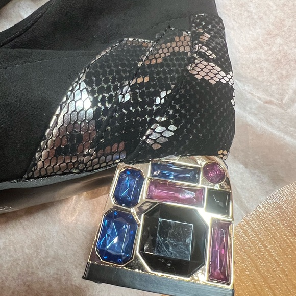 NWOT- Faux Suede Pull Up High Boots (US 7) - Picture 4 of 11